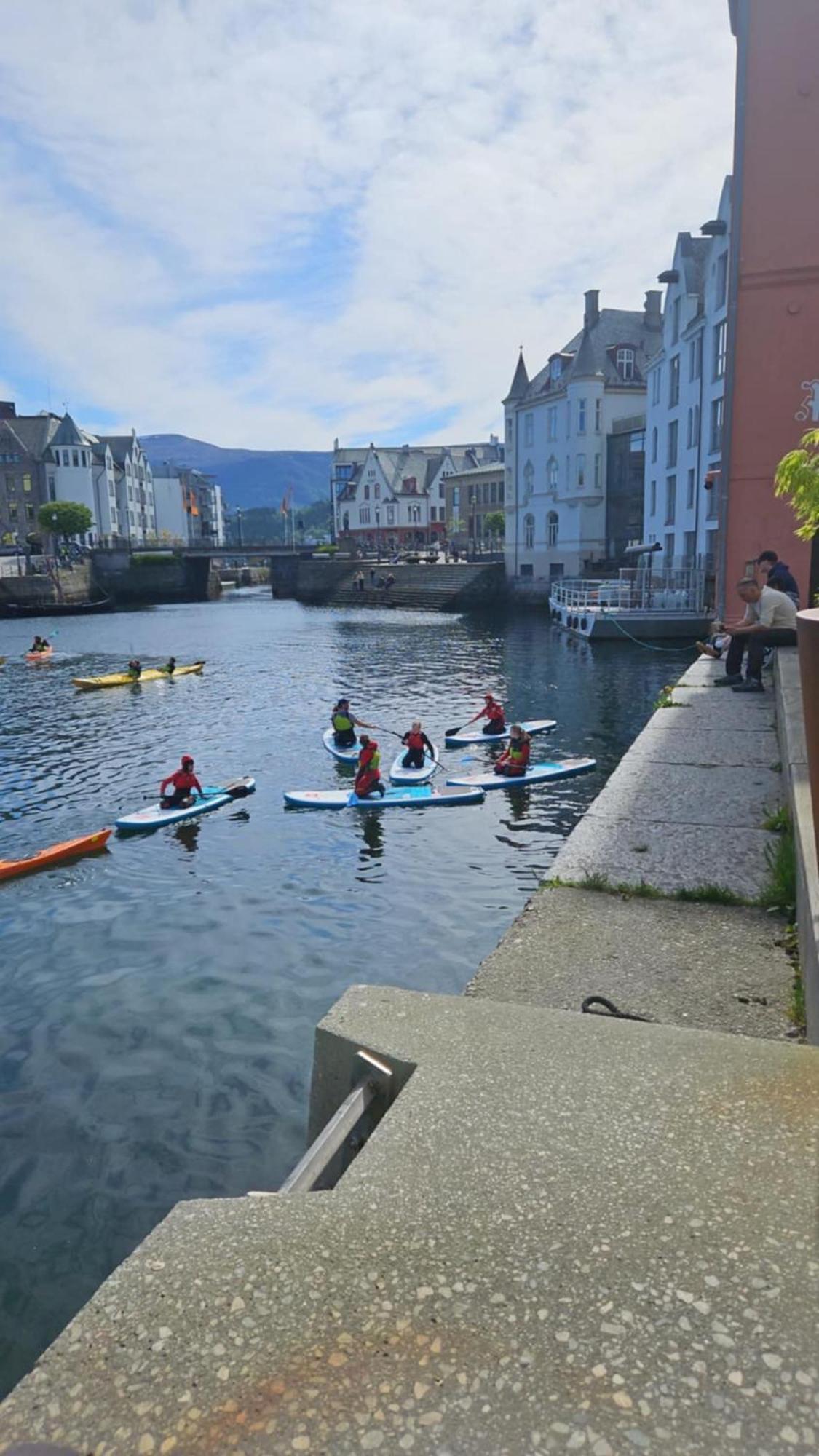 Free Parking Space, 2 Bed Room, Short Walk To Brosundet Ålesund Extérieur photo